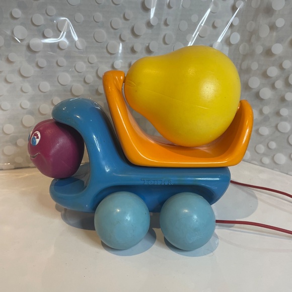 Vintage 1972 Tonka Toddlers Perky 🍐🛻Pear Mixer Toy Truck Pull-along - Picture 10 of 14